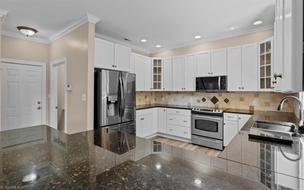 4002 Flagstick Court Property Photo 17