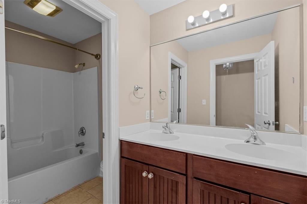 4002 Flagstick Court Property Photo 33
