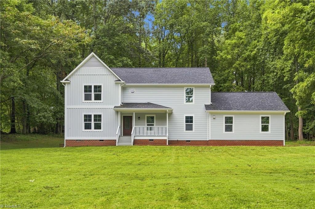 2102 Jareds Pond Road Property Photo 1