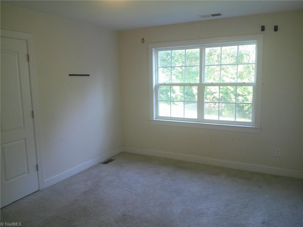 8174 Sanfords Creek Drive Property Photo 19