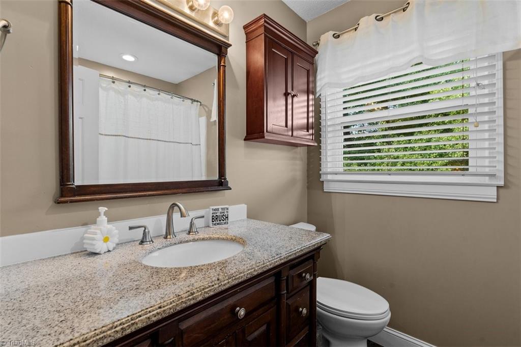 7317 Farmbrook Place Property Photo 22