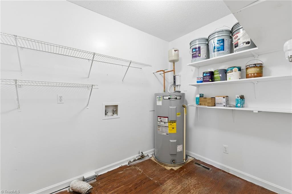 808 Circle Drive Property Photo 27