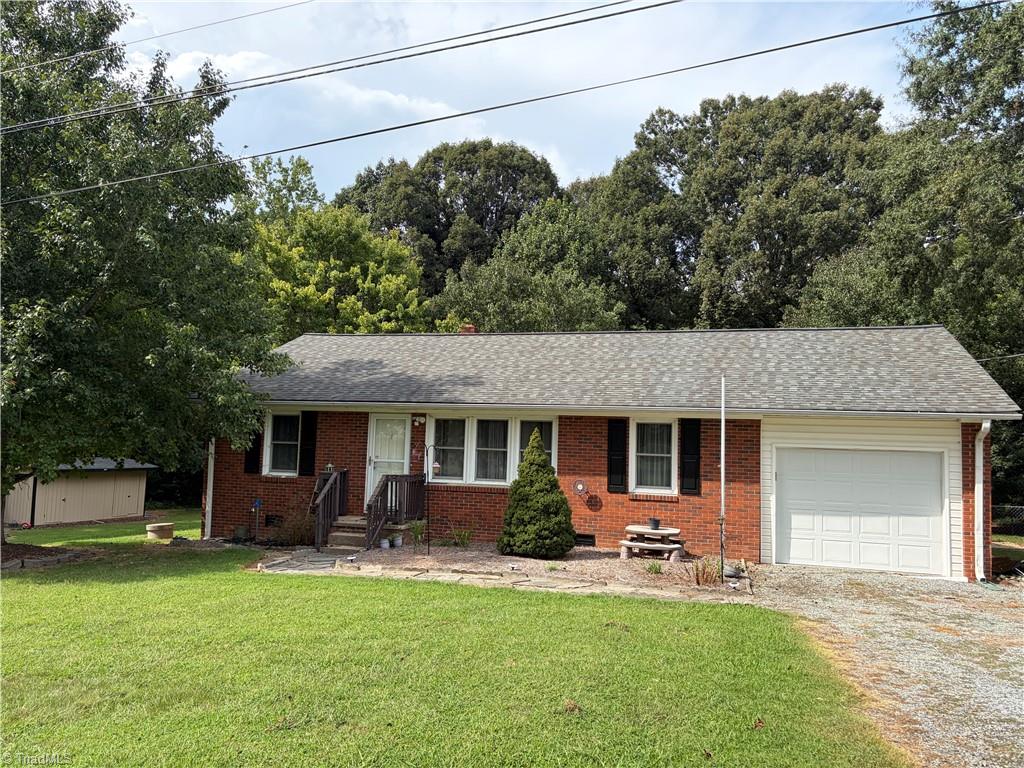 226 Hill Drive Property Photo 1