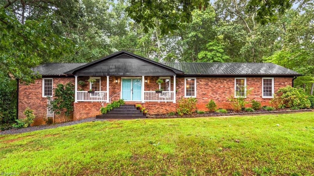 681 Foxcroft Drive
