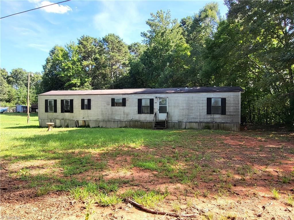 351 Robbins Lane Property Photo 1