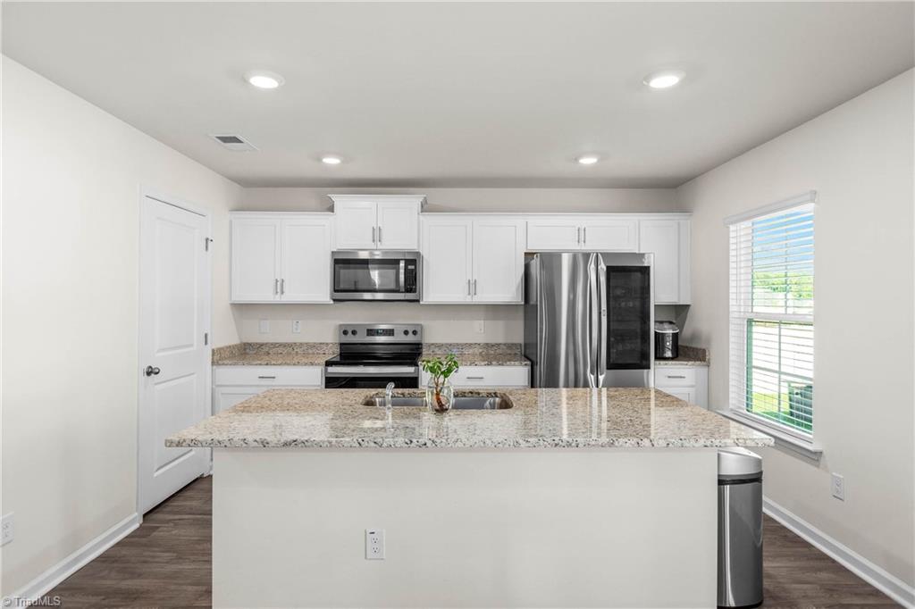 238 Jackson Way Property Photo 13