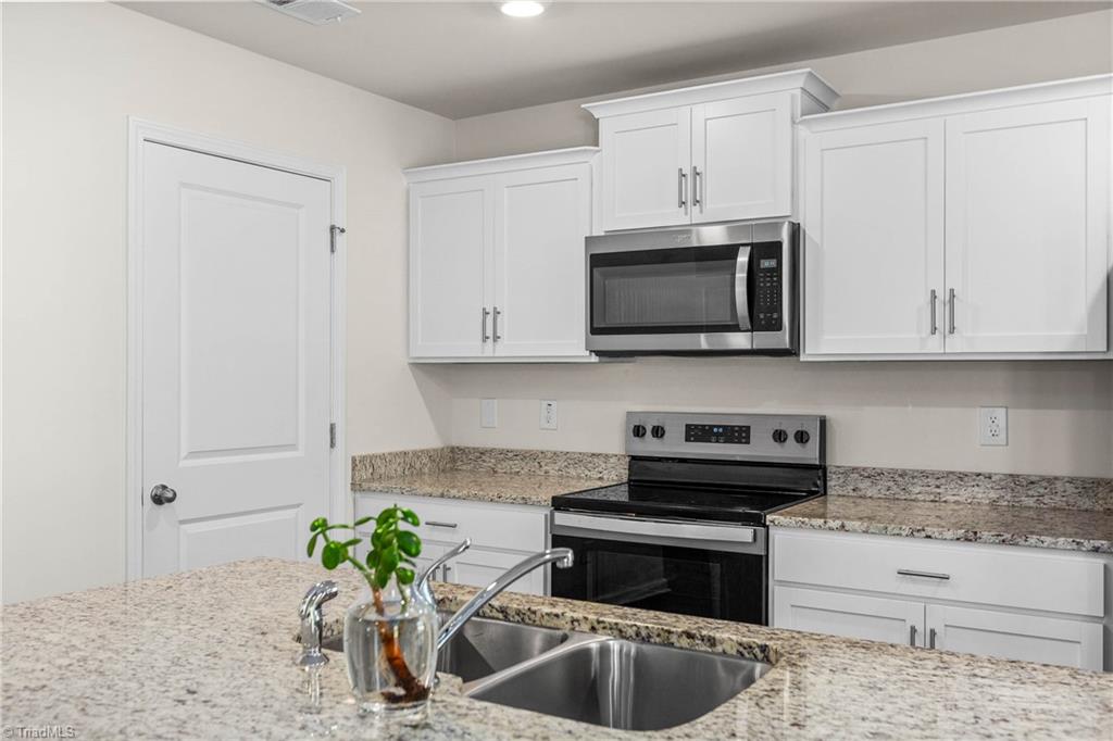 238 Jackson Way Property Photo 17