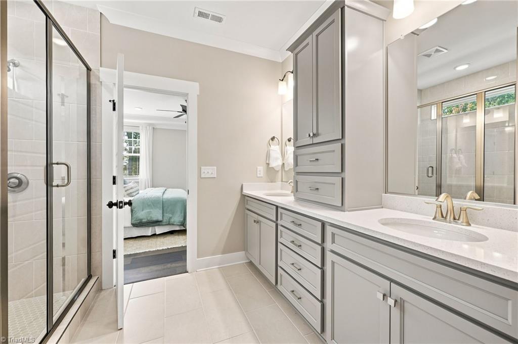 1218 Driftwood Drive Property Photo 16