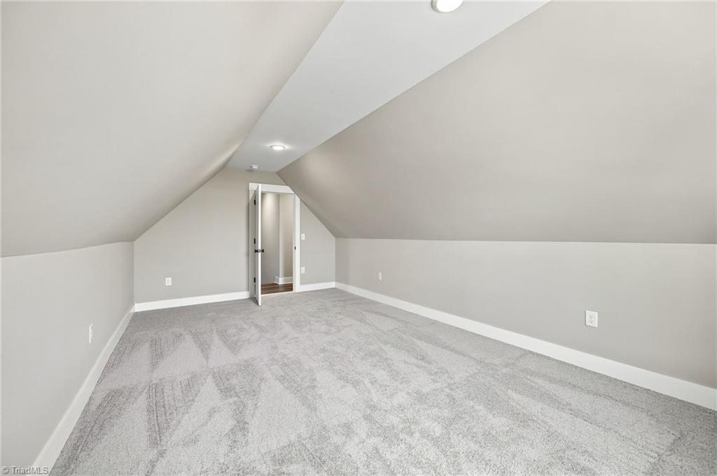 1218 Driftwood Drive Property Photo 27