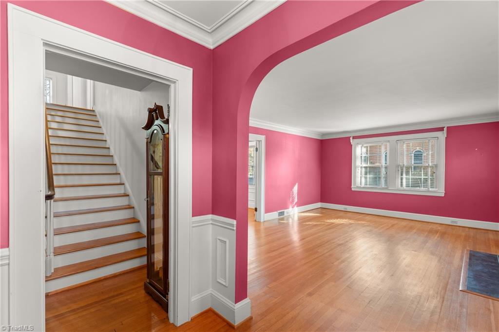 7945 Broad Street Property Photo 23