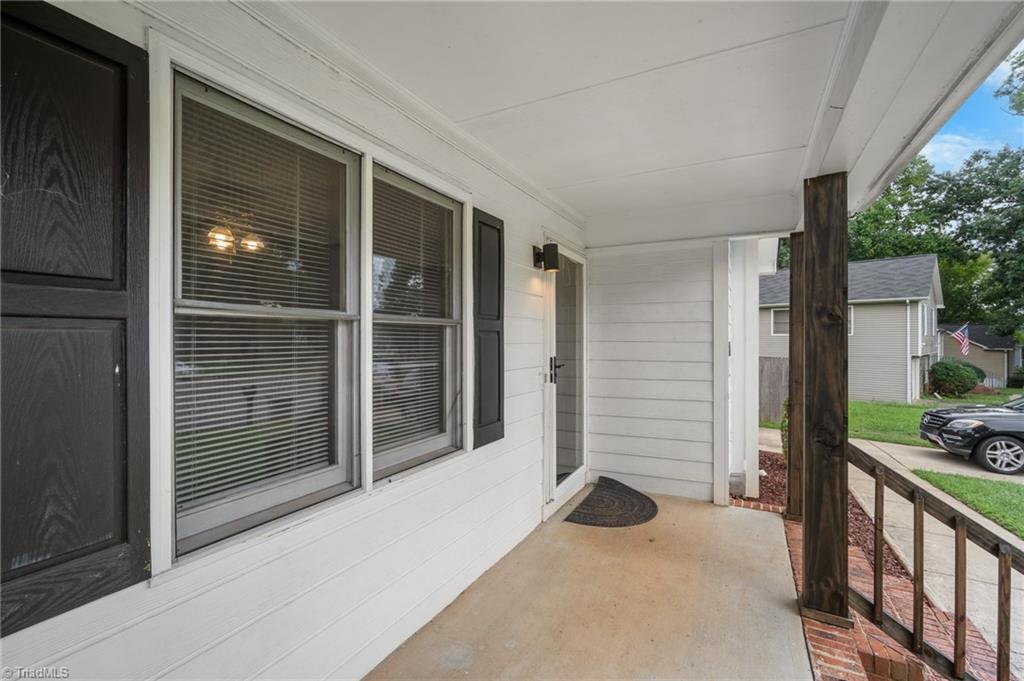 609 Forest Brook Drive Property Photo 2