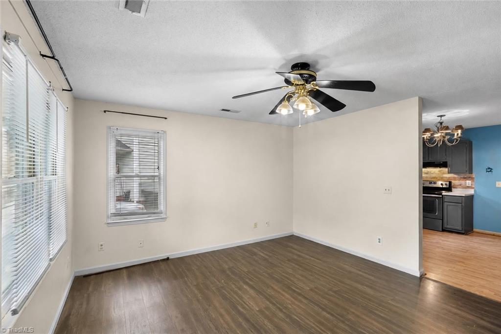 609 Forest Brook Drive Property Photo 3