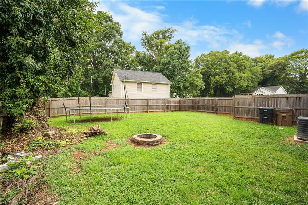 609 Forest Brook Drive Property Photo 20