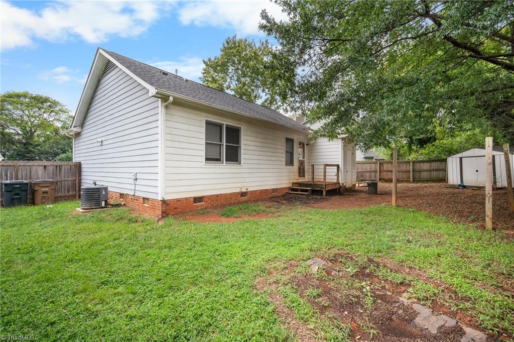 609 Forest Brook Drive Property Photo 22
