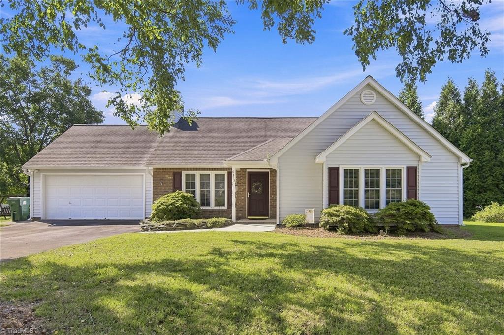6315 Hampton Knoll Road Property Photo 1