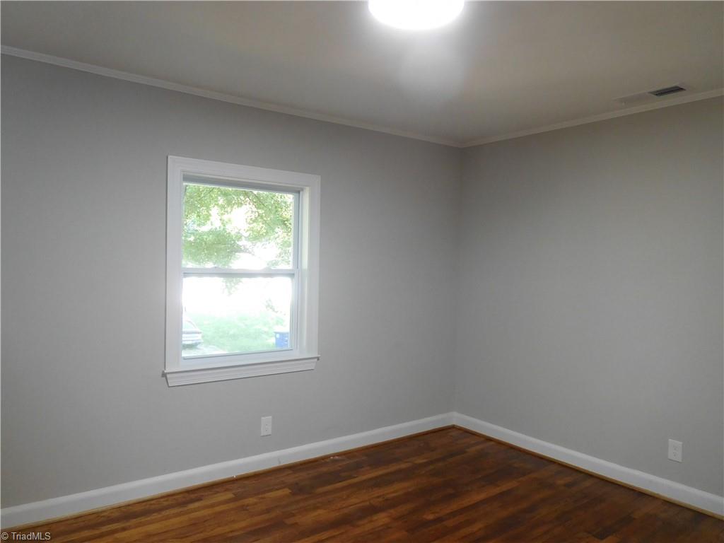 144 Edgewood Circle Property Photo 10