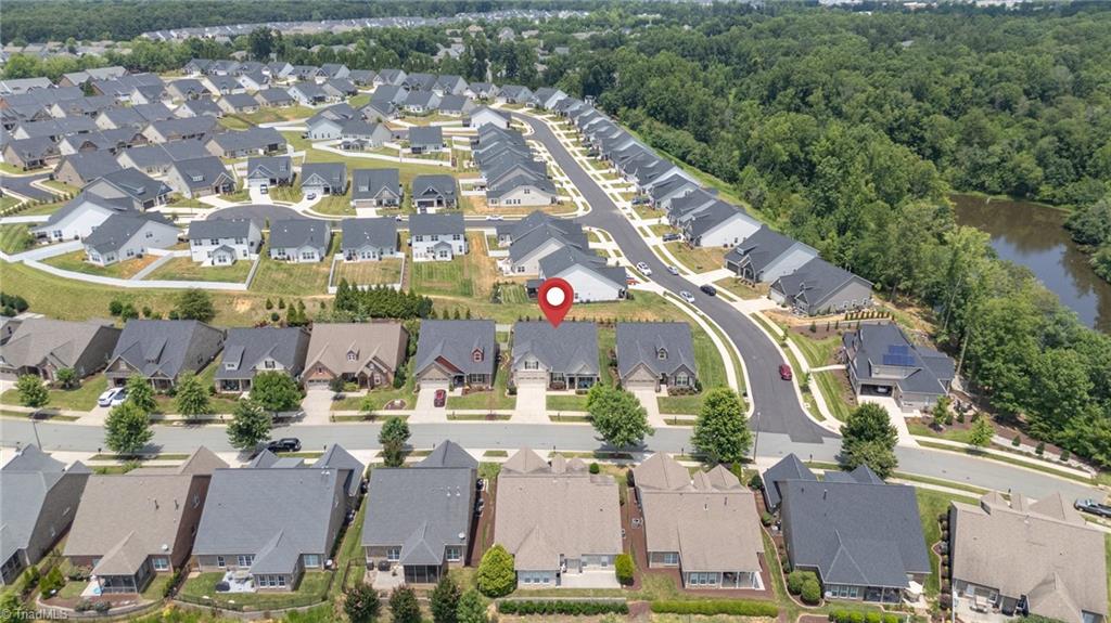 2560 Glenkirk Drive Property Photo 47