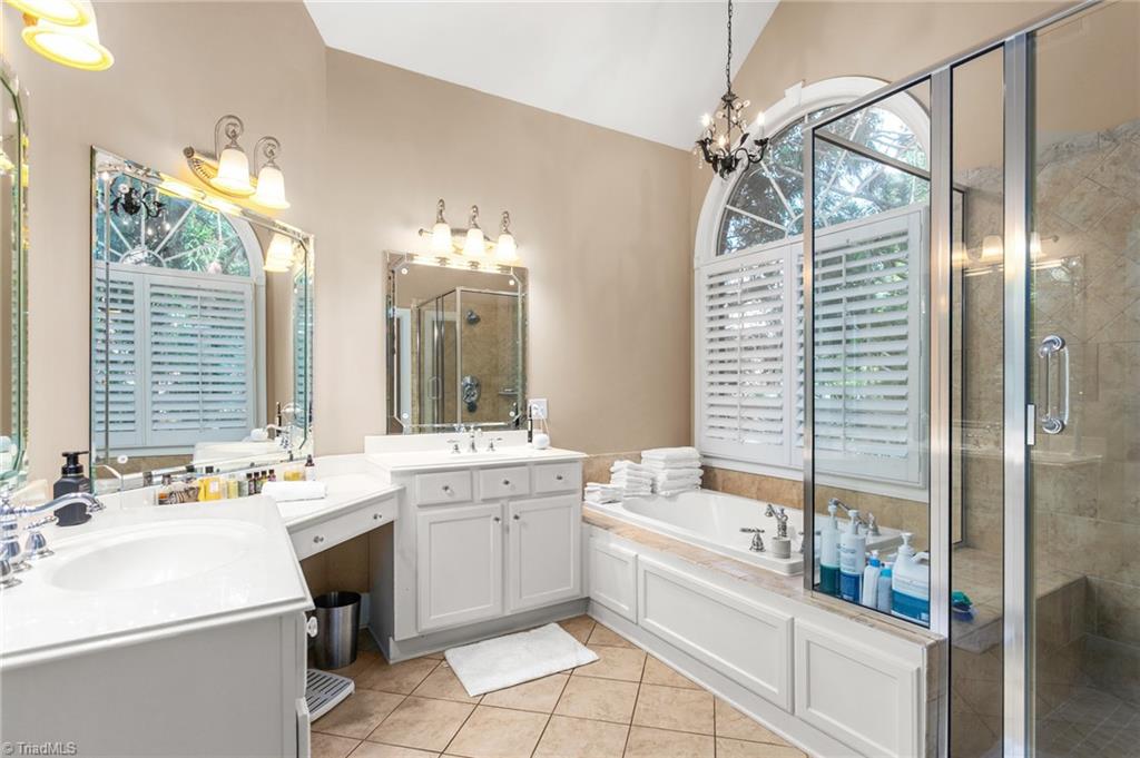 6002 Windsor Circle Property Photo 32