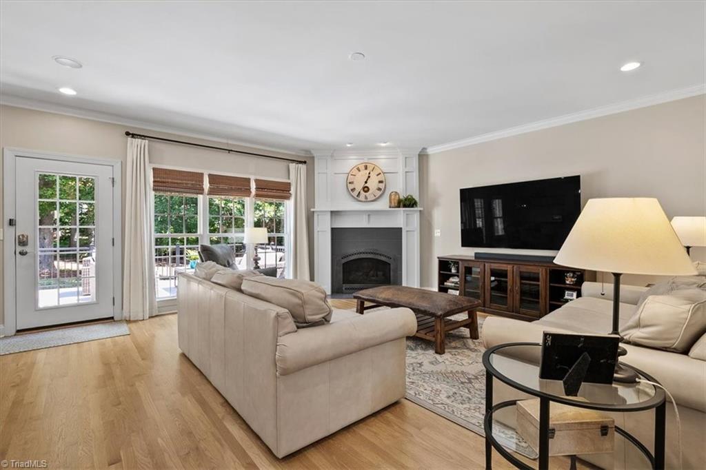 8238 Ipswich Court Property Photo 15