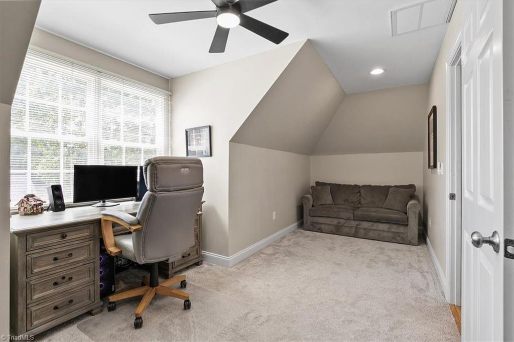 8238 Ipswich Court Property Photo 38