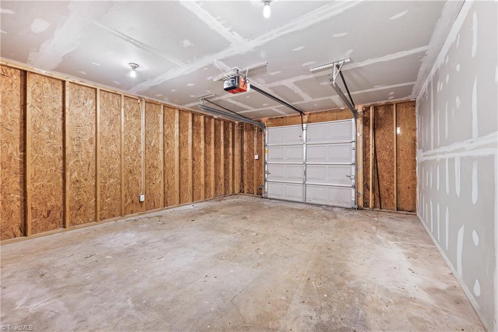 205 Southside Square Property Photo 34