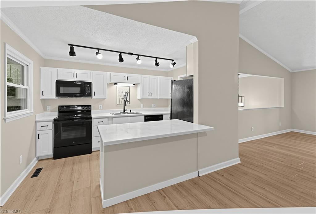 124 Oak Ridge Drive Property Photo 13
