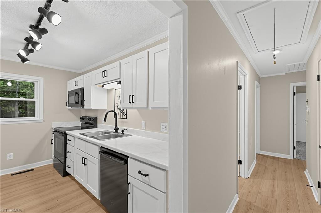 124 Oak Ridge Drive Property Photo 16