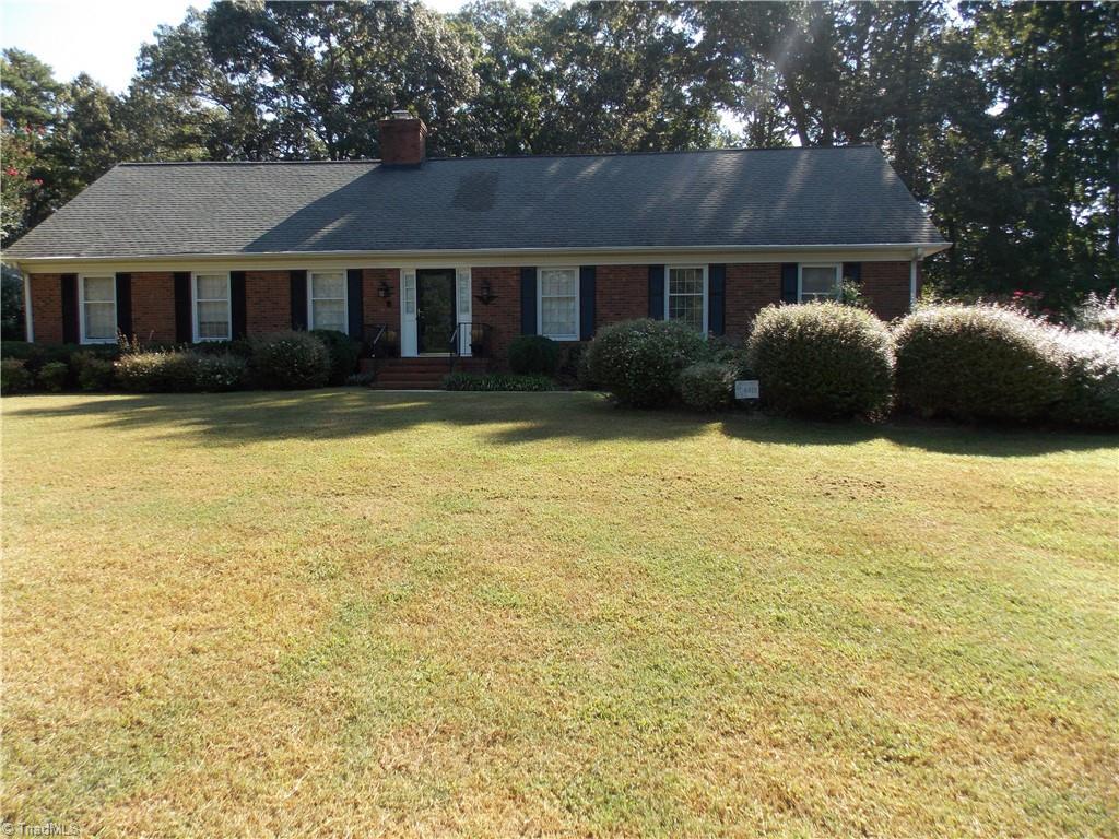 4915 Warfield Drive Property Photo 2