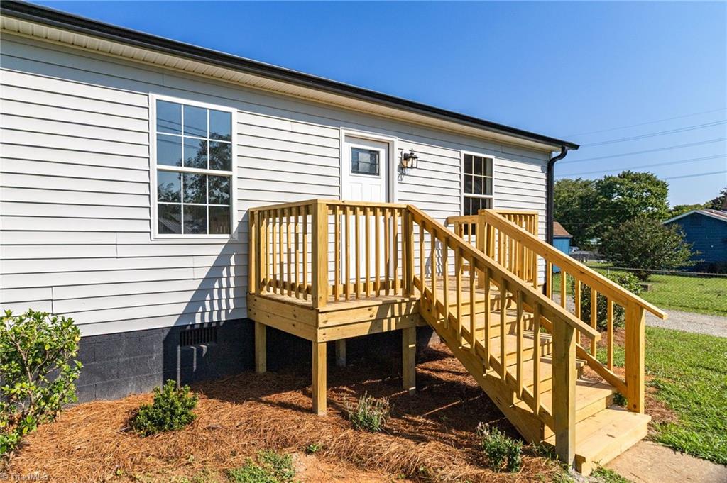 1702 Walford Street Property Photo 1