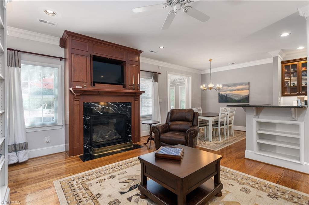 408 Deer Path Property Photo 9