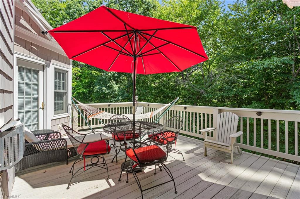 408 Deer Path Property Photo 37