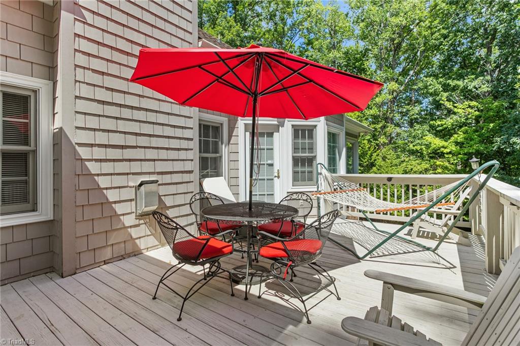 408 Deer Path Property Photo 38