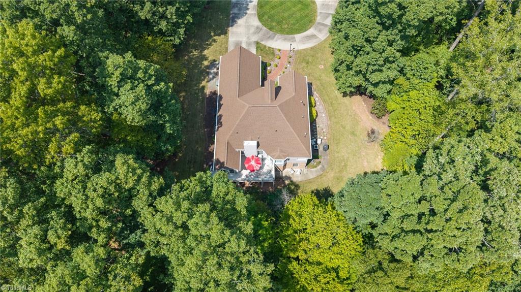 408 Deer Path Property Photo 46