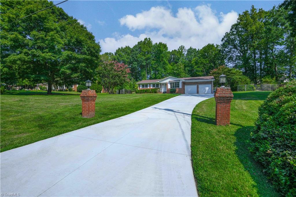 1133 Pennywood Drive Property Photo 1