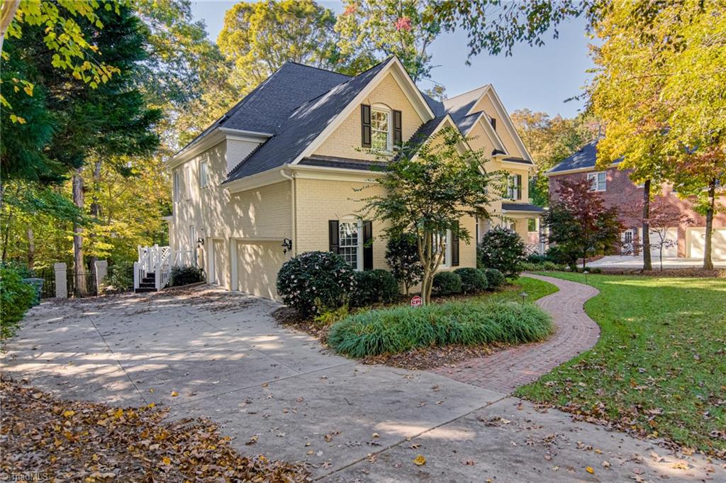 8 Flagship Cove Property Photo 3