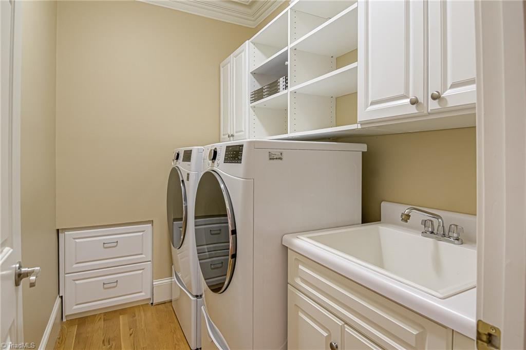 8 Flagship Cove Property Photo 11