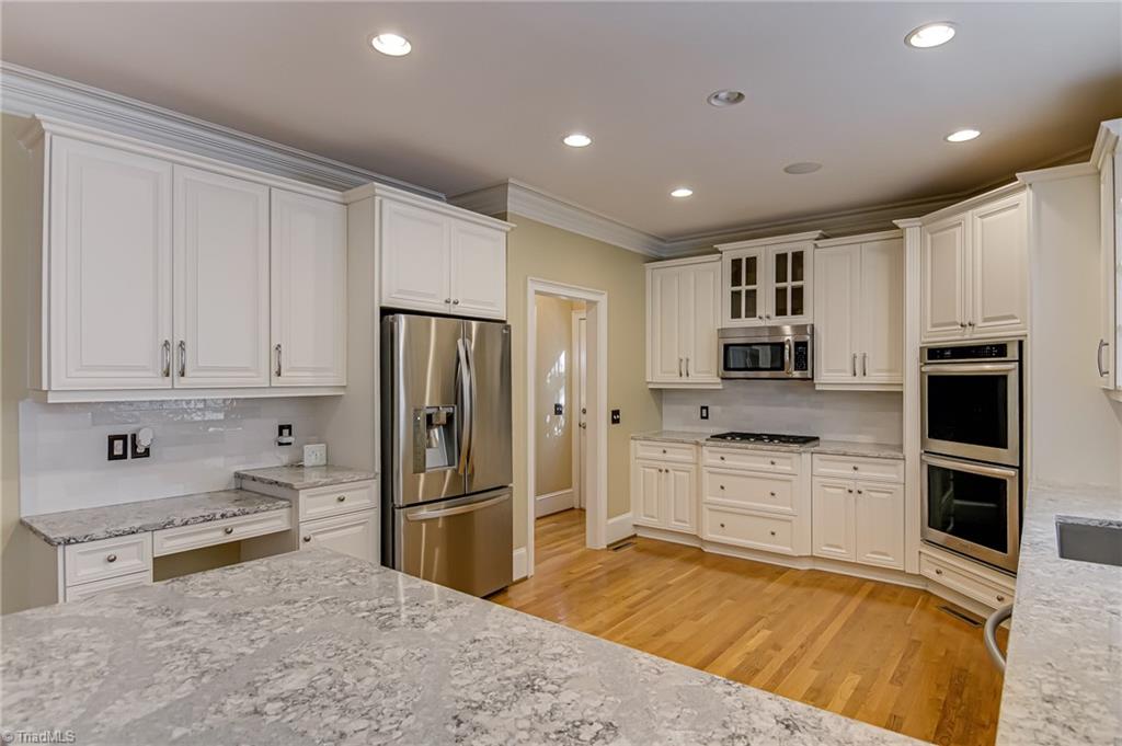 8 Flagship Cove Property Photo 14