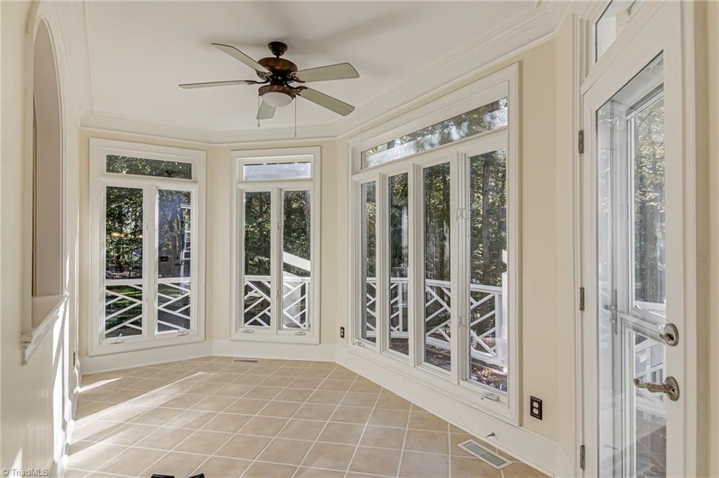 8 Flagship Cove Property Photo 18