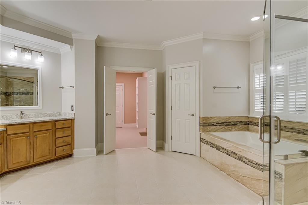8 Flagship Cove Property Photo 31