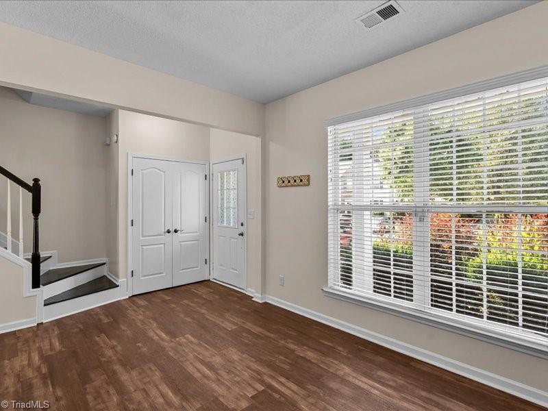 3967 Elizabeth Glen Way Property Photo 6