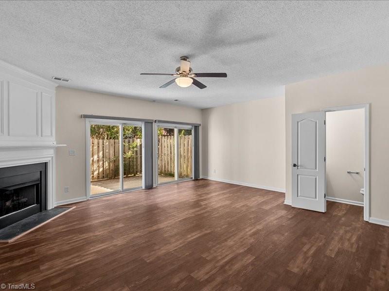 3967 Elizabeth Glen Way Property Photo 9