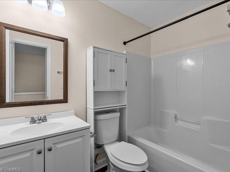 3967 Elizabeth Glen Way Property Photo 21