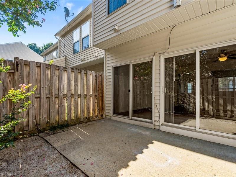 3967 Elizabeth Glen Way Property Photo 29