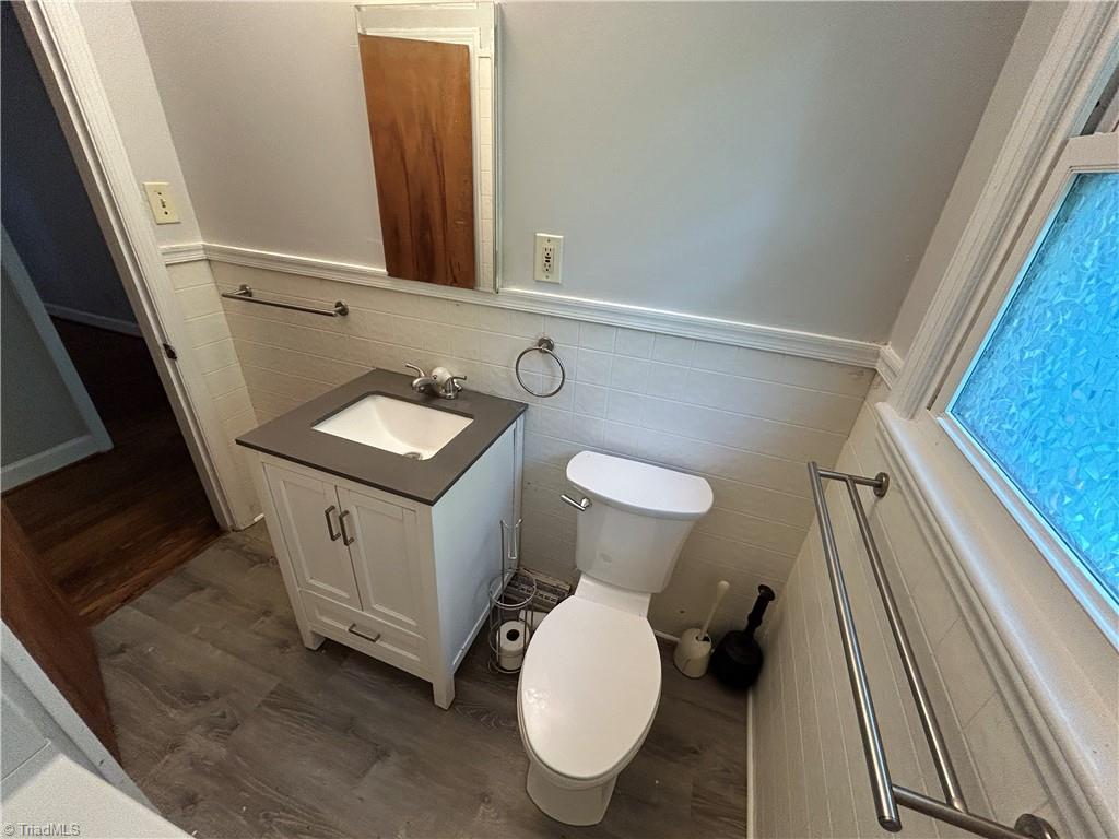 4403 Edgemore Road Property Photo 15