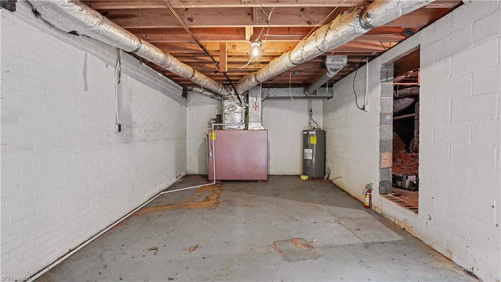 876 Brooklyn Avenue Property Photo 15