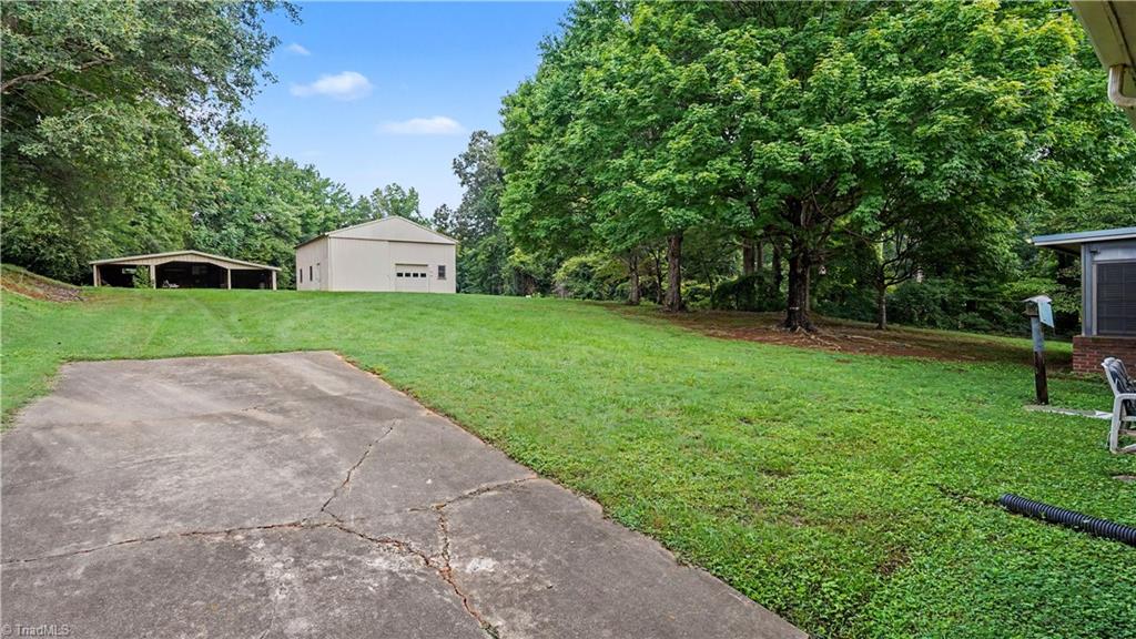 876 Brooklyn Avenue Property Photo 18