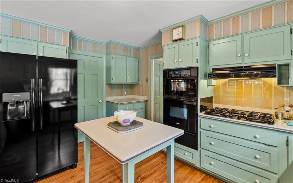 2109 Medford Lane Property Photo 12