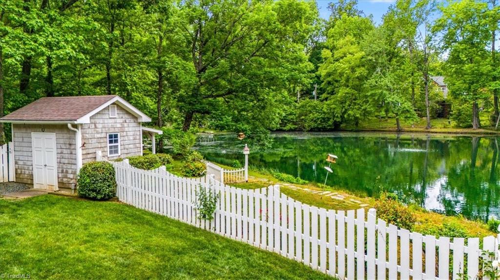 2109 Medford Lane Property Photo 42