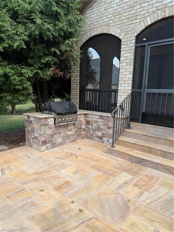 27 Carlson Terrace Property Photo 8