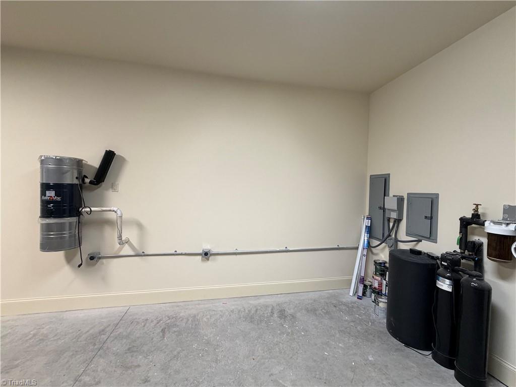 27 Carlson Terrace Property Photo 50
